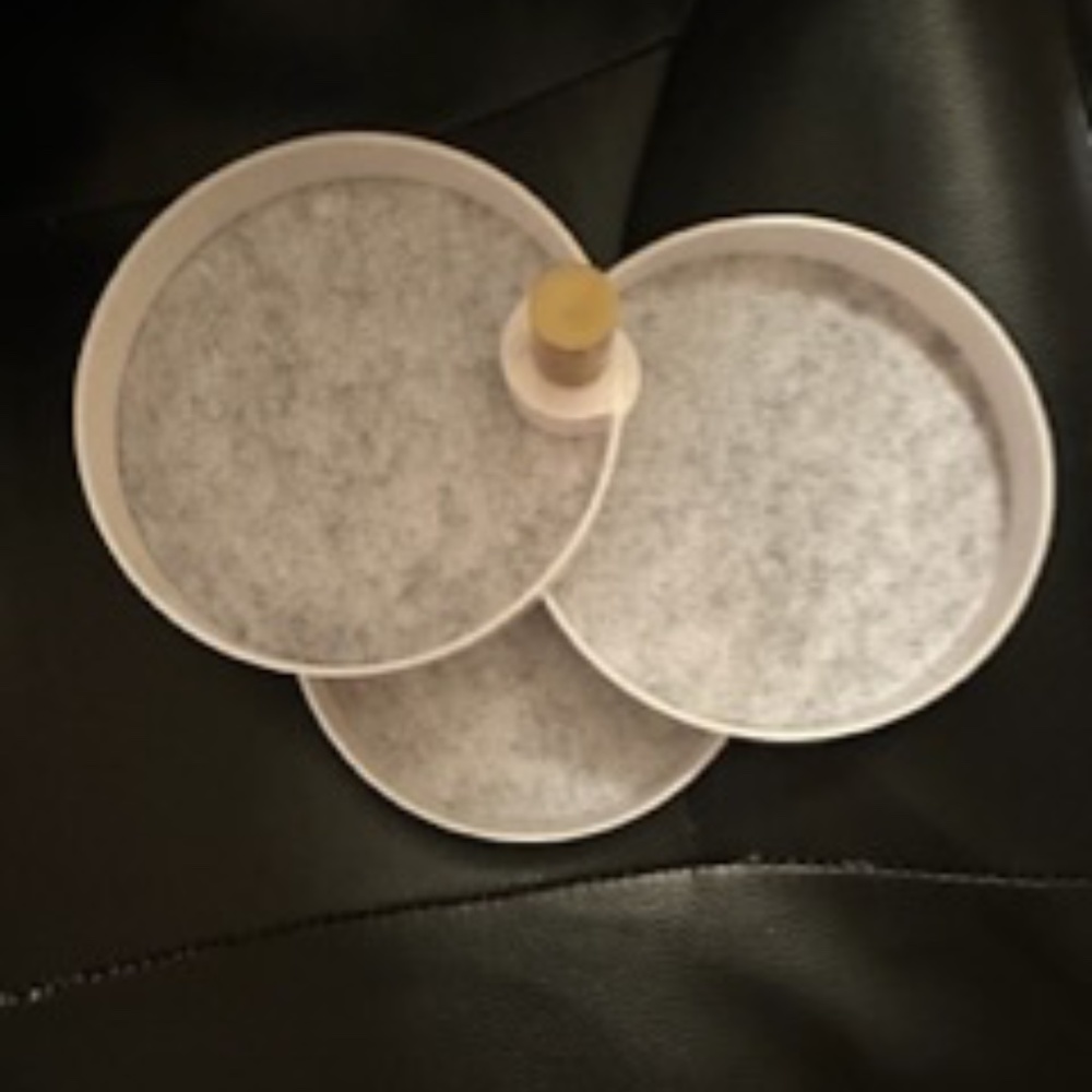 The 2Bandits Tiered Catchall Tray